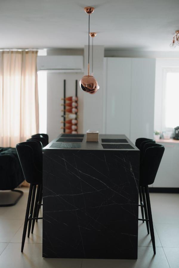 Bear'S Apartment Алба-Юлия Экстерьер фото